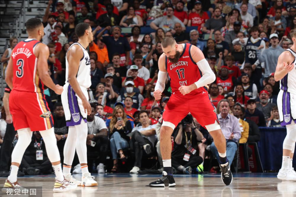 队和观众能 队和观众能